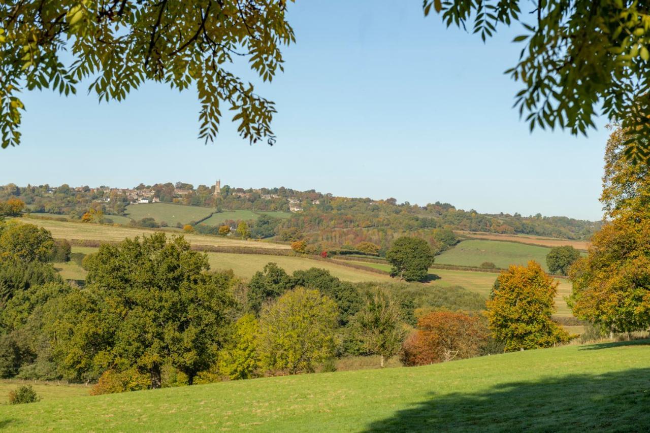 Beautiful Cottage With Stunning Views In Box ボックス エクステリア 写真